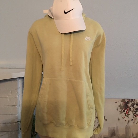 Nike sweater - Picture 3 of 6